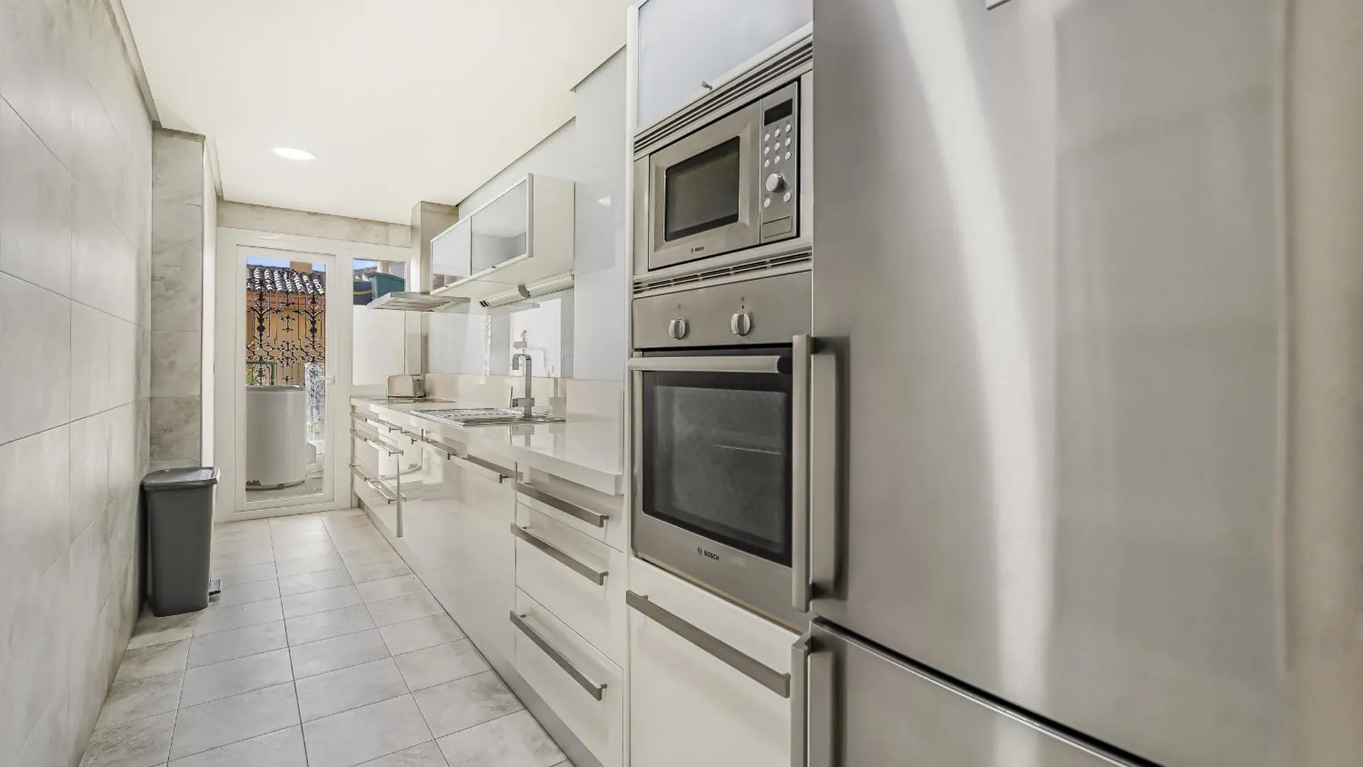 Vista Real Apartment Marbella 0*,  Spain
